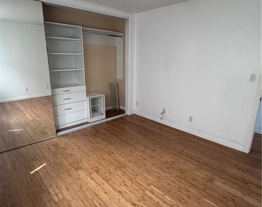 2505 Ocean - Photo Thumbnail 7