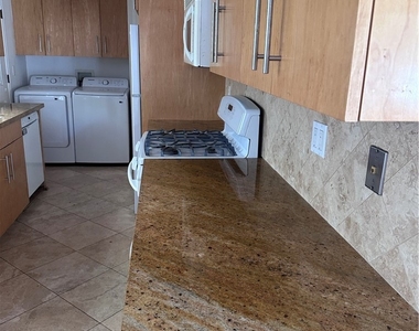 2505 Ocean - Photo Thumbnail 4