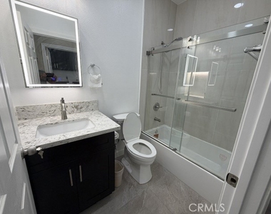 311 E Colorado Boulevard - Photo Thumbnail 9
