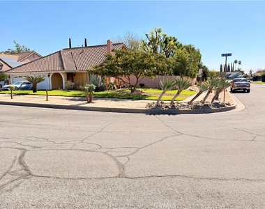 2629 N Palm - Photo Thumbnail 15