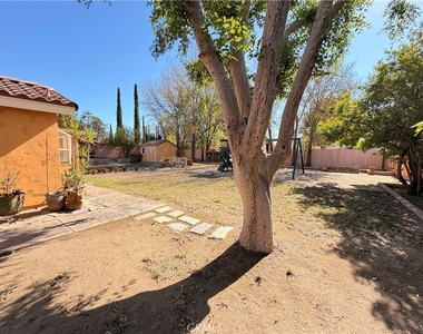 2629 N Palm - Photo Thumbnail 18