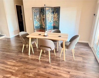 2629 N Palm - Photo Thumbnail 3