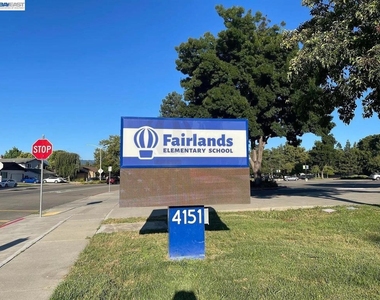 3043 Tonopah Cir - Photo Thumbnail 27