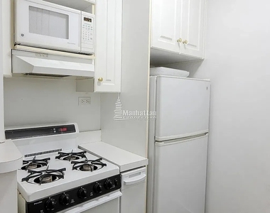 428 East 81st Street - Photo Thumbnail 1