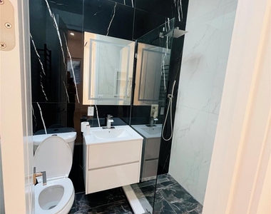 6015 Maspeth Avenue - Photo Thumbnail 7