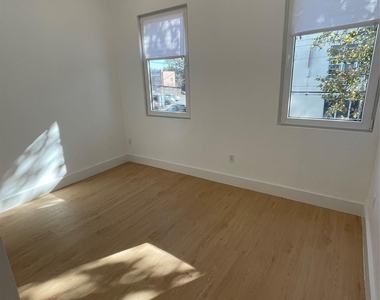 6015 Maspeth Avenue - Photo Thumbnail 9