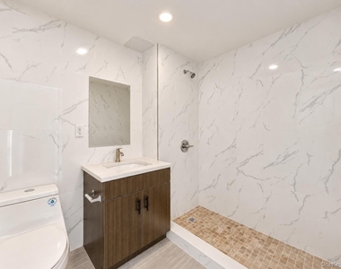 9730 64 Th Avenue - Photo Thumbnail 3