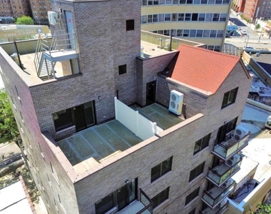 9730 64 Th Avenue - Photo Thumbnail 4