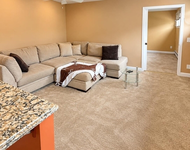 522 Southside Avenue - Photo Thumbnail 1