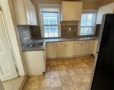 49 S 10th Avenue - Photo Thumbnail 5