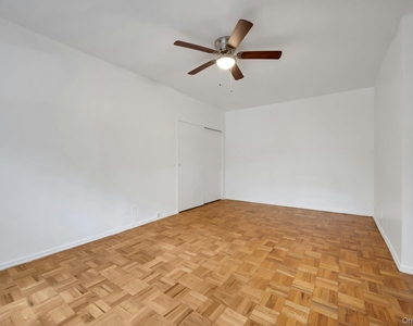281 Garth Road - Photo Thumbnail 9