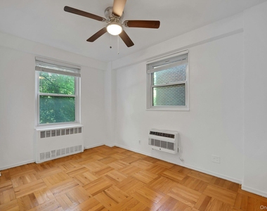 281 Garth Road - Photo Thumbnail 15