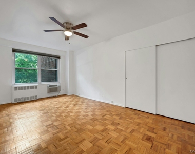 281 Garth Road - Photo Thumbnail 11