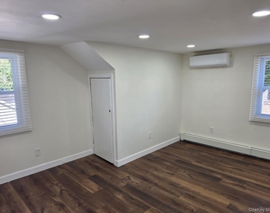 61 Norton Drive - Photo Thumbnail 6
