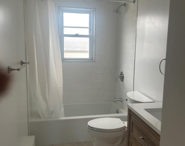 130 Staunton Ave - Photo Thumbnail 5