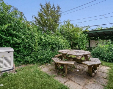 1324 6th Avenue - Photo Thumbnail 20