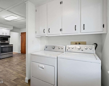 1324 6th Avenue - Photo Thumbnail 7