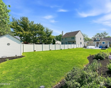1901 Meadow Road - Photo Thumbnail 26