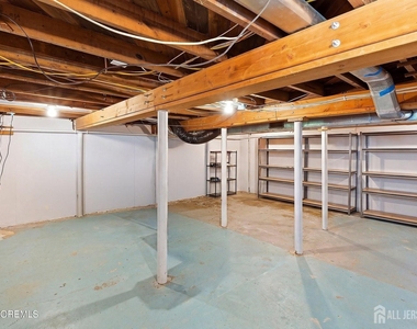 1901 Meadow Road - Photo Thumbnail 21