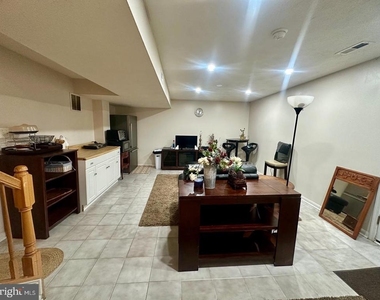 6471 Osprey Court - Photo Thumbnail 9