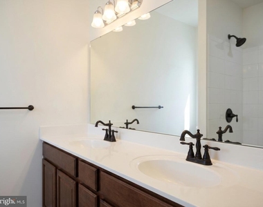 25363 Patriot Terrace - Photo Thumbnail 6