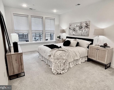 21950 Garganey Terrace - Photo Thumbnail 12