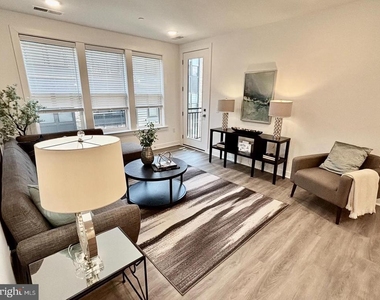 21950 Garganey Terrace - Photo Thumbnail 9