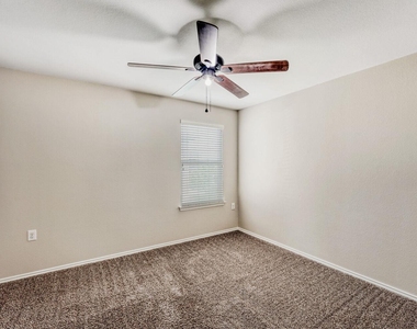 11209 Drumellan St - Photo Thumbnail 20