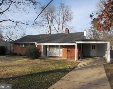 7305 Charlotte Street - Photo Thumbnail 9
