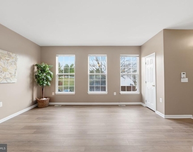 13118 Forest Mist Lane - Photo Thumbnail 5