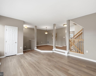 13118 Forest Mist Lane - Photo Thumbnail 7