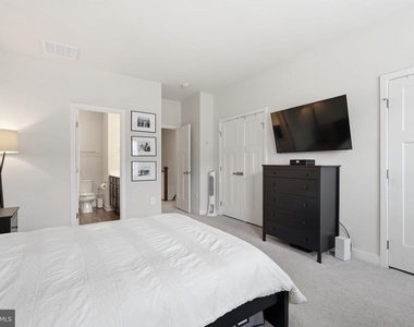 2764 Velocity Road - Photo Thumbnail 17