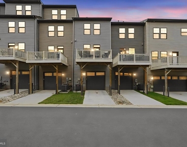 2764 Velocity Road - Photo Thumbnail 3