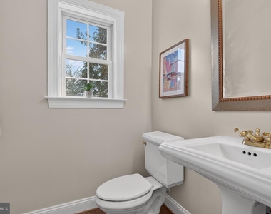 889 Ballou Street - Photo Thumbnail 57