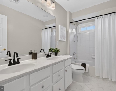 889 Ballou Street - Photo Thumbnail 65