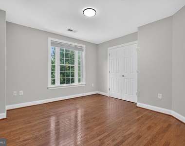 889 Ballou Street - Photo Thumbnail 67