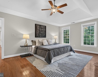 889 Ballou Street - Photo Thumbnail 47