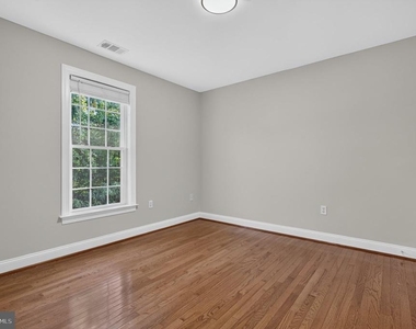 889 Ballou Street - Photo Thumbnail 71