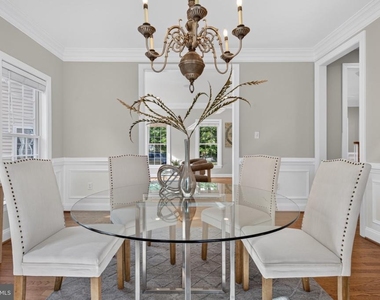 889 Ballou Street - Photo Thumbnail 19