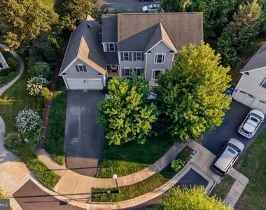 889 Ballou Street - Photo Thumbnail 83