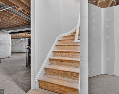 889 Ballou Street - Photo Thumbnail 79
