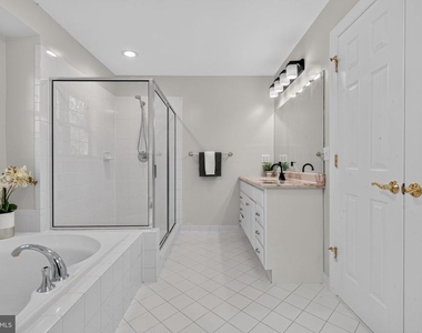 889 Ballou Street - Photo Thumbnail 60