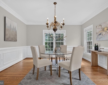 889 Ballou Street - Photo Thumbnail 16