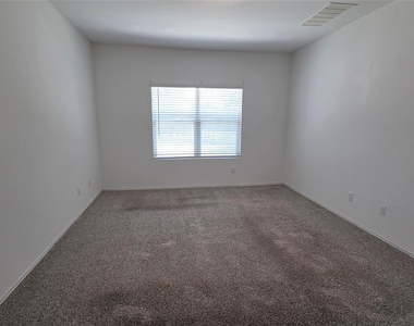 249 Red Buckeye Loop - Photo Thumbnail 24