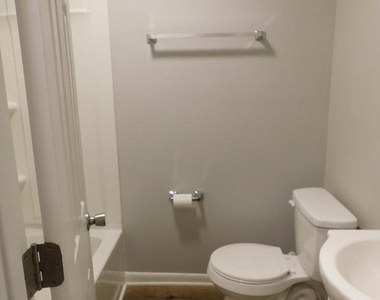 146 Sunset Drive - Photo Thumbnail 11