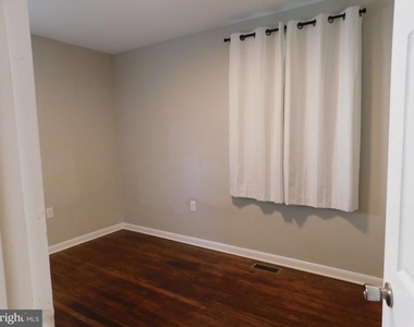 146 Sunset Drive - Photo Thumbnail 12