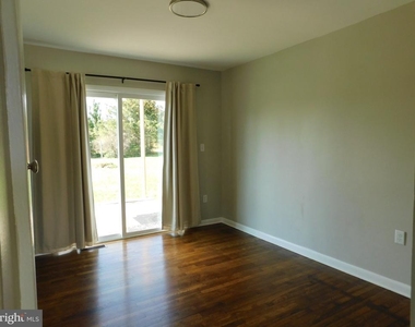 146 Sunset Drive - Photo Thumbnail 3