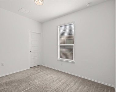 12300 Anthology St - Photo Thumbnail 19