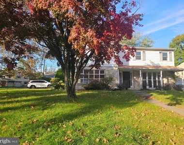 585 General Patterson Drive - Photo Thumbnail 1