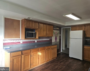585 General Patterson Drive - Photo Thumbnail 22
